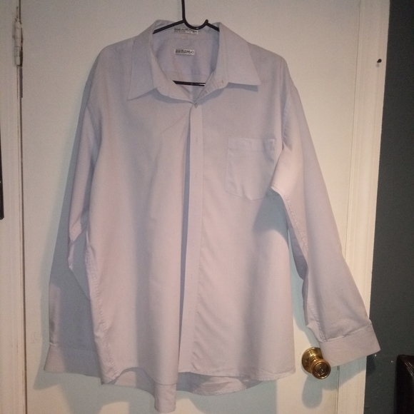 Armondo button up - Picture 1 of 2